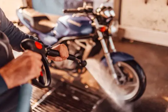 Lavar moto sin dañarla - Guía completa y trucos expertos